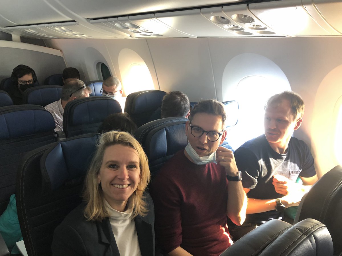 Geert Moerman (@geert_d8) on Twitter photo Met 50 ondernemers, wetenschappers en politici op techtrip naar USA met <a href="/VOKA_OVL/">Voka Oost-Vlaanderen</a> . Eindelijk kan het terug ! #Vokavalley here we come ✌️ Met 50 ondernemers, wetenschappers en politici op techtrip naar USA met <a href="/VOKA_OVL/">Voka Oost-Vlaanderen</a> . Eindelijk kan het terug ! #Vokavalley here we come ✌️