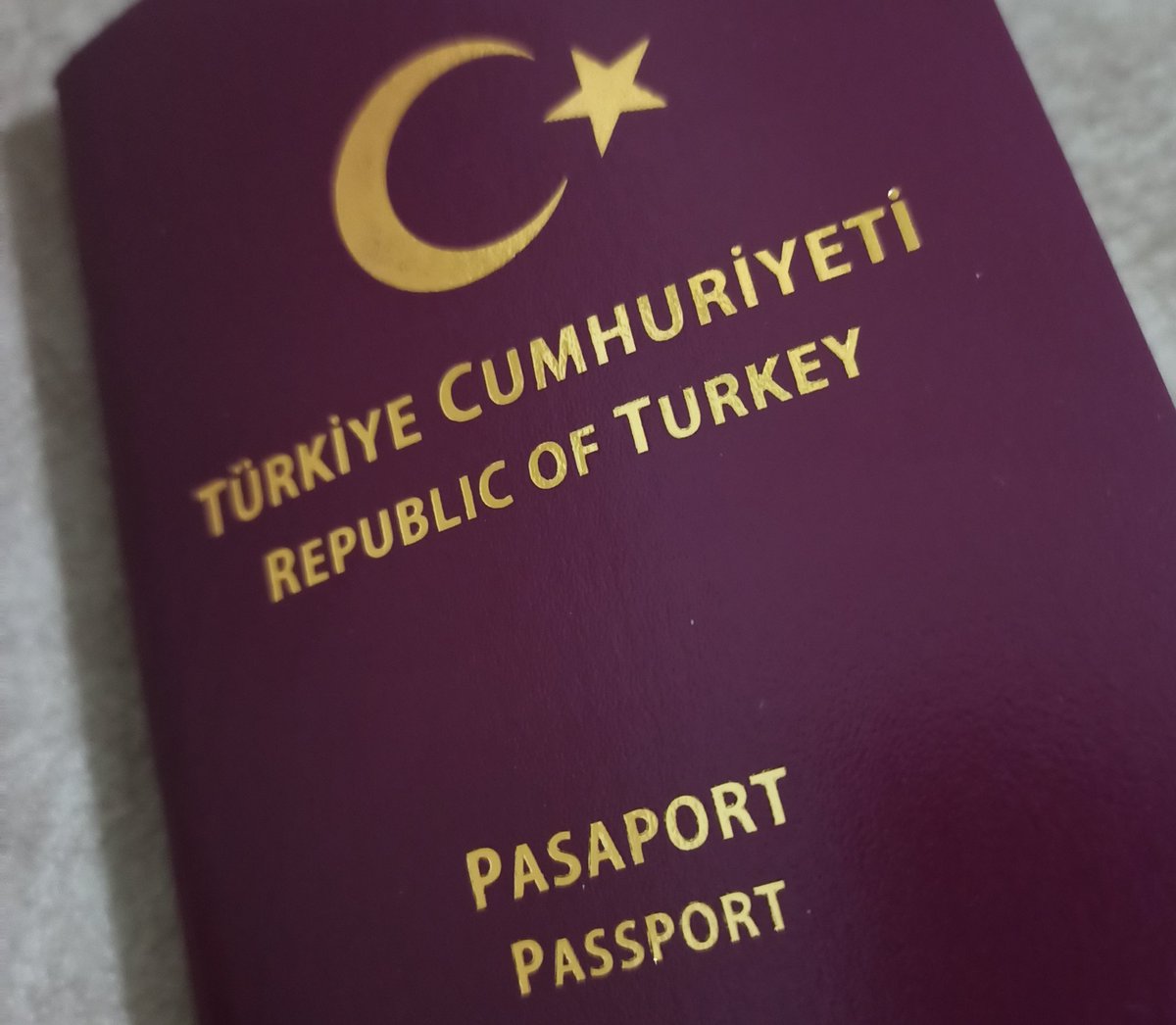 14 Şubat ve ben sabah işe başlıyorum.
Alırım bi hayırlı olsun 🙈
T.C ne kaybetti bilmiyorum ama KKTC bi deli kazandı 😄