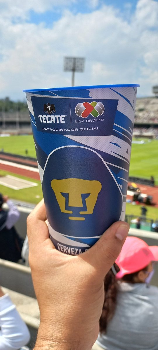 jcdelangel's tweet photo. #Pumas @ErrMigoya @PumasMX 😼 https://t.co/ozYtdotcjN