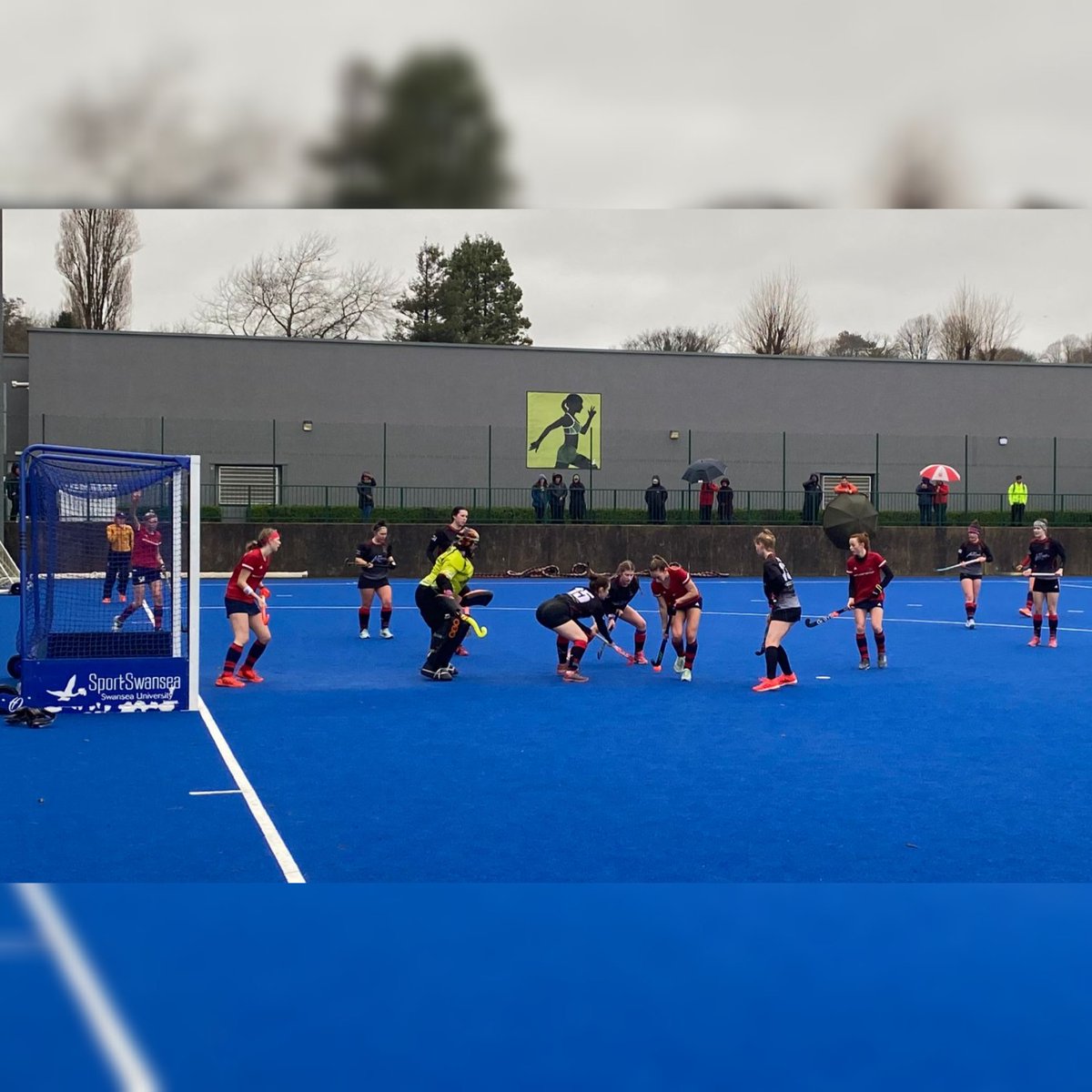 PenarthLadiesHC's tweet image. Fantastic 4-3 win for our U18s today to qualify for the Welsh Cup 🏑🐻