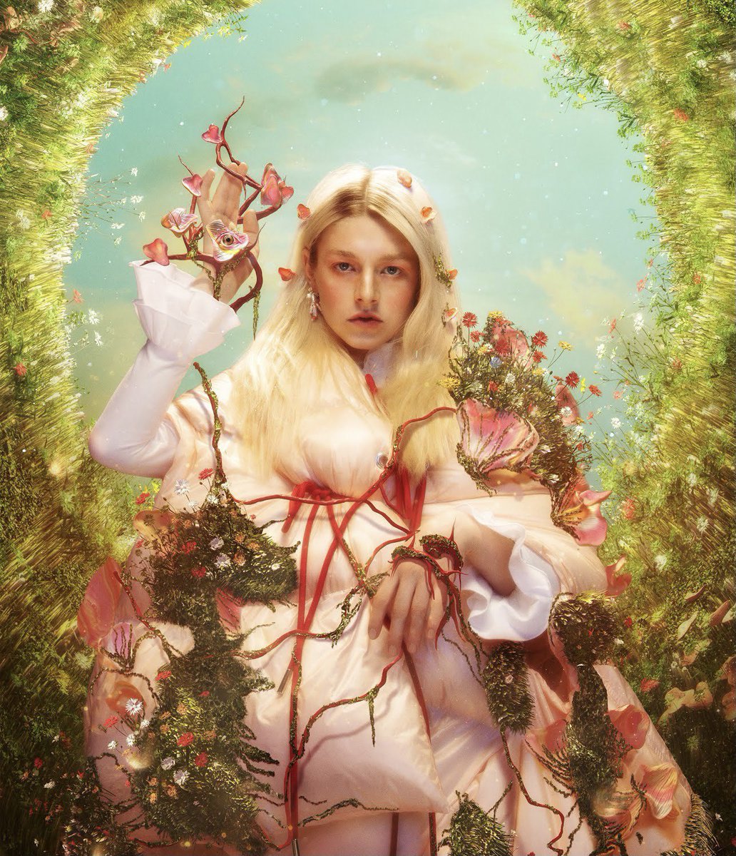 fromiscale's tweet photo. hunter schafer for paper magazine (by bryan huynh, june 2019)

god i love her https://t.co/4oU5F1XOax