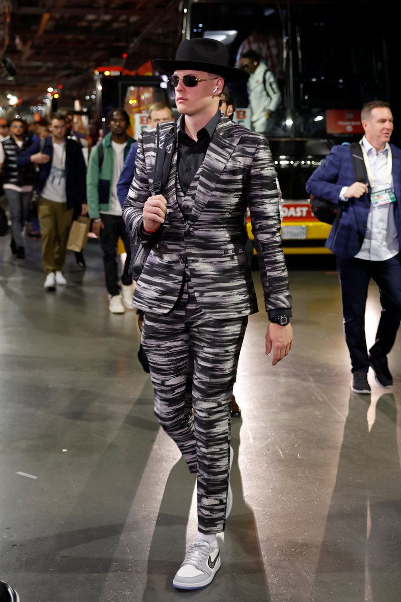 CincysQB's tweet image. Nothin but a G thang. #RuleItAll