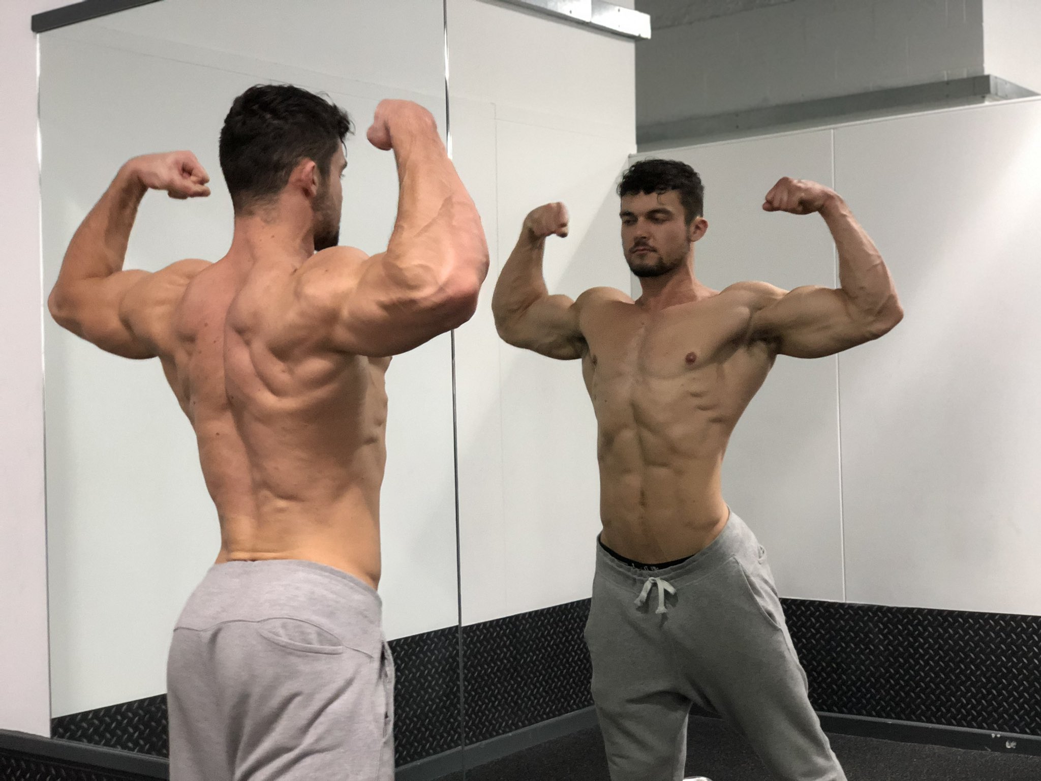 J Top 0 5 Onlyfans Mrmuscleyuk Twitter