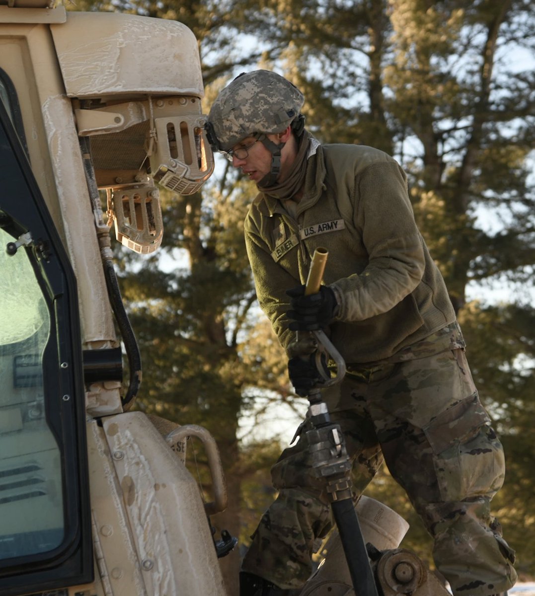 NADWC provides optimum cold weather sustainment training during “Winter Strike”.

Learn more: https://t.co/gzfURmatXh

@WI_Guard 
@MINationalGuard 

#ReserveLife
#ReserveStrength
#WisconsinNationalGuard
#MichiganNationalGuard
#ColdWeatherTraining
#WinterStrike22
#NorthernStrike https://t.co/2091Isr1NP