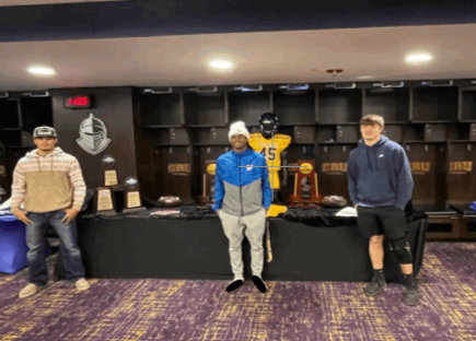 joeredd523's tweet photo. Chilton Pirate Family...We want to Thank @coach_JayRob and @CruFootball  for taking care of our very own @CookMckeller at his official visit today and officially offering him to continue his football career on the next level @chilton_isd @chiltonisd #smalltown #nextleveltalent https://t.co/RRGydvtiqy