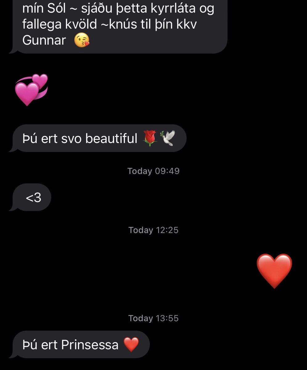 88 ara gamall maður er legit in love with me, leggur inna mig 10k every week, i dont even ask 4 it.