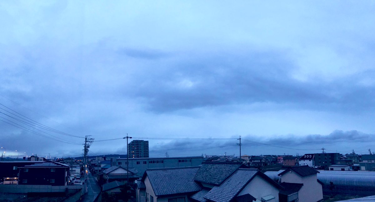 おはようございまーす！(ﾟ∀ﾟ)日の出のお時間の静岡市内のようすです✨🌸🍀今日もステキな一日でありますよーに！