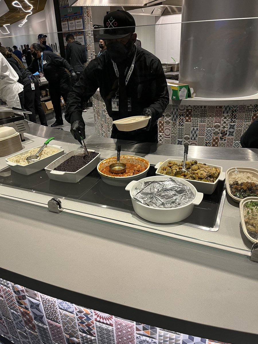 TJBerka1's tweet photo. Baja eatery on the 100 level #SBLVI https://t.co/Ia3KDXbaJk