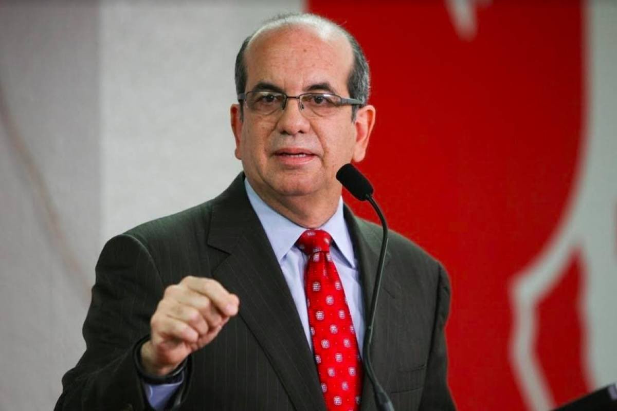 ppdpr's tweet photo. Felicitamos en sus 60 años a nuestro expresidente y exgobernador @anibalacevedo  🦂 🎂 https://t.co/9ATMcAIriC