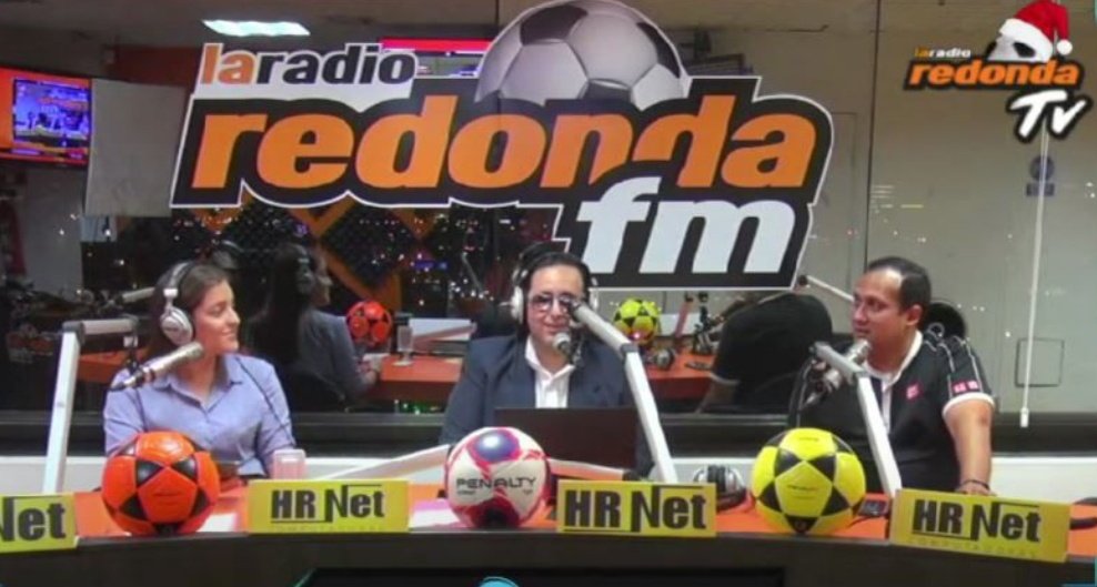 MrLinkEc's tweet photo. Feliz día de la Radio, Feliz Día @LaRadioRedonda un Honor poder estar junto a uds. Con el equipo de #DeporLink 🤗 https://t.co/xW7JdqStlC