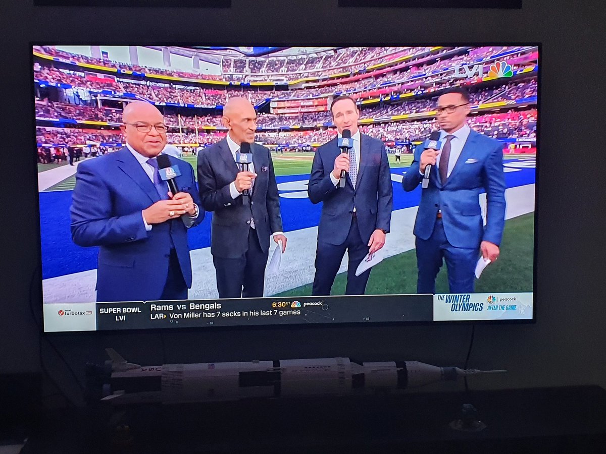 Cedric395's tweet photo. Super Bowl LVI Sunday 🏈 https://t.co/dC1hLl5lnK
