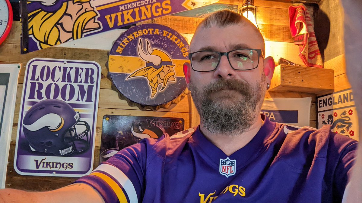 31dooW's tweet photo. @UKVikings Certainly am @UKVikings #MinnesotaVikings #Vikings #Skol https://t.co/PBtyC17hky