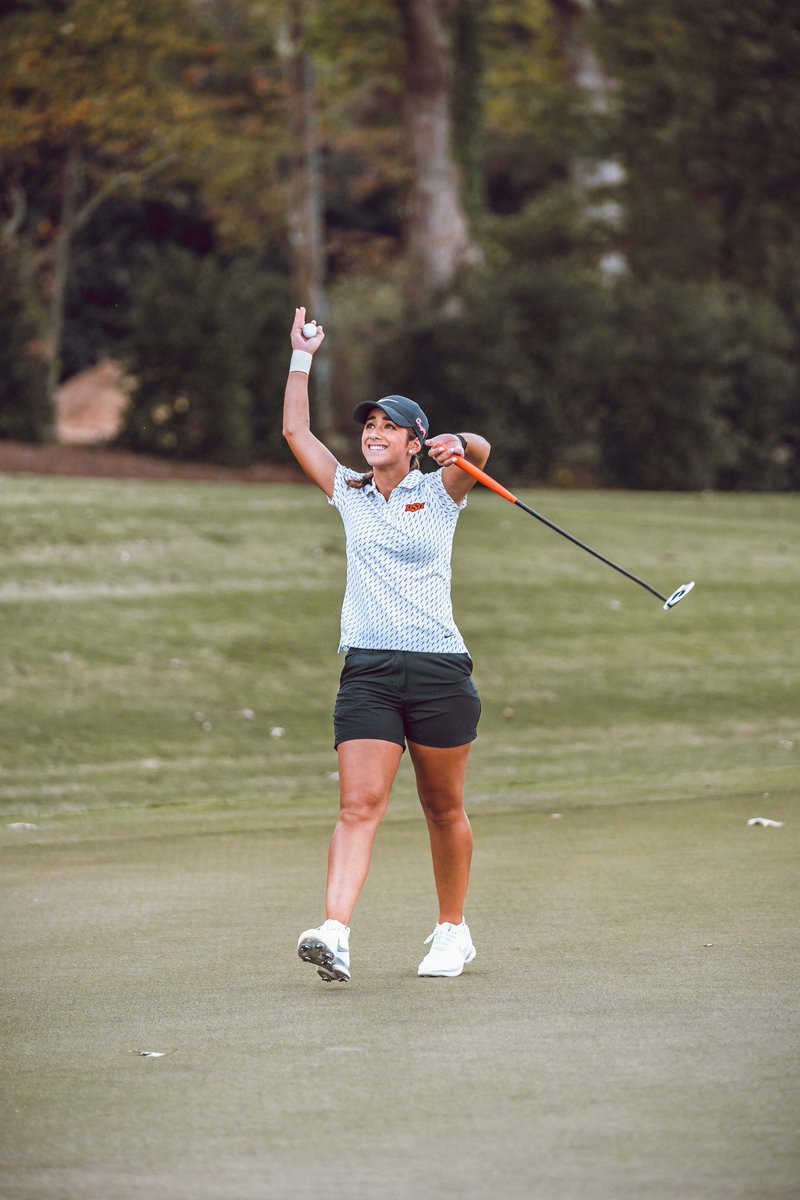 OSUcowgirlgolf's tweet photo. 🍊 back in the lead!

Hinson-Tolchard (-3, 12) and Fierro (-2, 15) retake 1st and 2nd place on the leaderboard as Round 2 nears the finish.

#GolfSchool l #GoPokes https://t.co/5cGW7alYj8