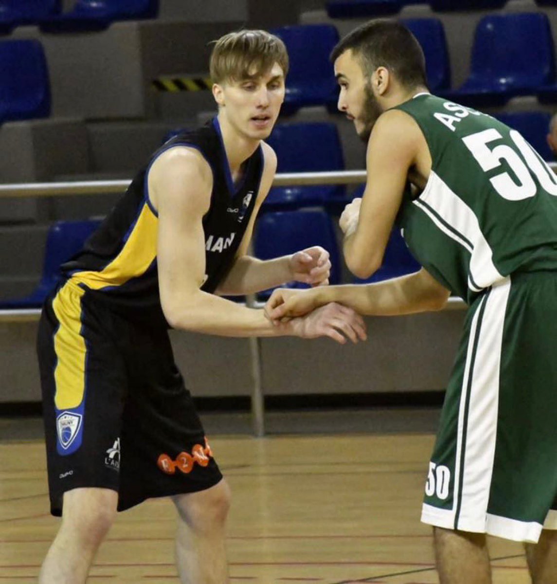 Ychlagz's tweet photo. @Thomassau_  , de Noyon jusque là N3 😮‍💨😮‍💨 #basketball https://t.co/Vc4N20GEo8