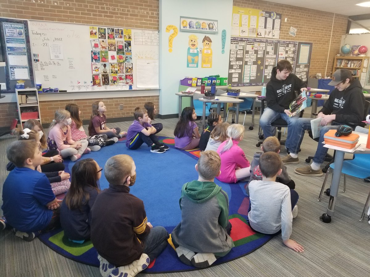 Loving our high school winter athlete guest reader (dance team and BBB team members) visits while celebrating an Olympic reading theme for I Love to Read month #goodhueschool
