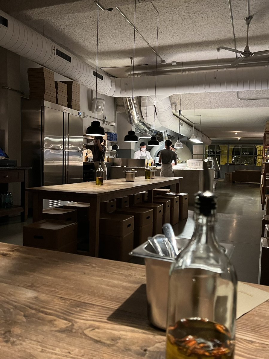 PointLand's tweet image. Disfrutando en #Parkingpizza con la family 🥰