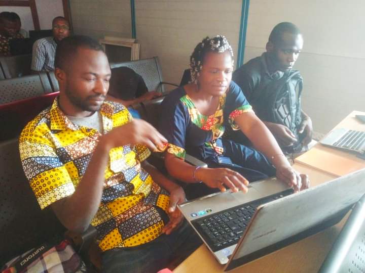 jlnu_cameroun's tweet photo. We trained #CSOs on the use of the iNaturalist application and the QGIS software.  This activity is part of the project "Capacity Building of Biomanagers (#RCBio)" which is part of a large program called "#Biodiversity Collection &amp; Information Program (BCIP)"
#NewDealForNature https://t.co/gkhSj5cAIP