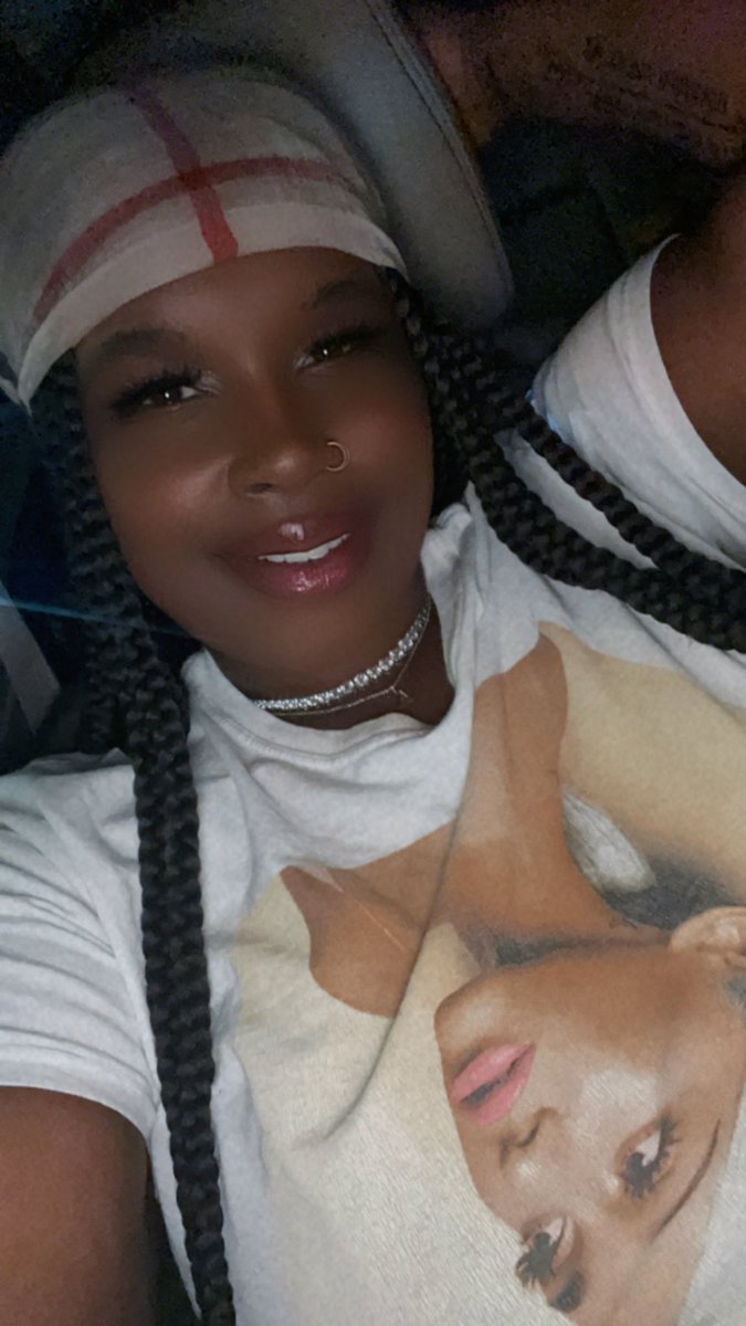 ___misskeysss's tweet photo. Felt like the only girl in the world today ✨🥰🥺 #ShoutoutToHim #YesIDidAOutfitchange https://t.co/amfiWX3gDf
