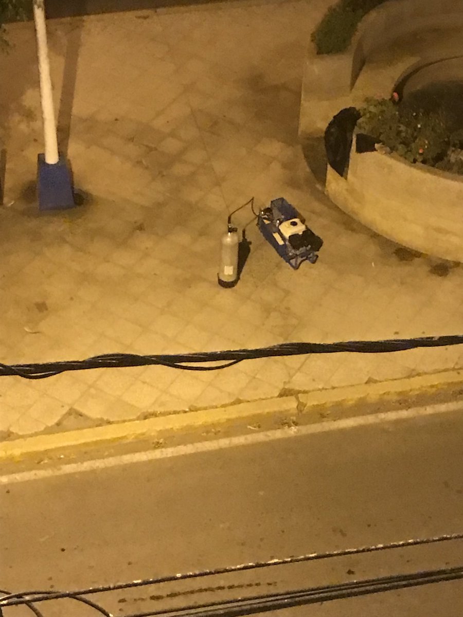Pippa Moore (@pippa_j_moore) on Twitter photo Filling tanks at 11pm - not sure the locals will be that happy, but β¦<a href="/RobertoUribeA/">Roberto A Uribe</a>β© & β¦<a href="/degohm/">Diego Hinostroza</a>β© feeling quite chilled about it all π΅πͺ π€Ώ π± Filling tanks at 11pm - not sure the locals will be that happy, but β¦<a href="/RobertoUribeA/">Roberto A Uribe</a>β© & β¦<a href="/degohm/">Diego Hinostroza</a>β© feeling quite chilled about it all π΅πͺ π€Ώ π±