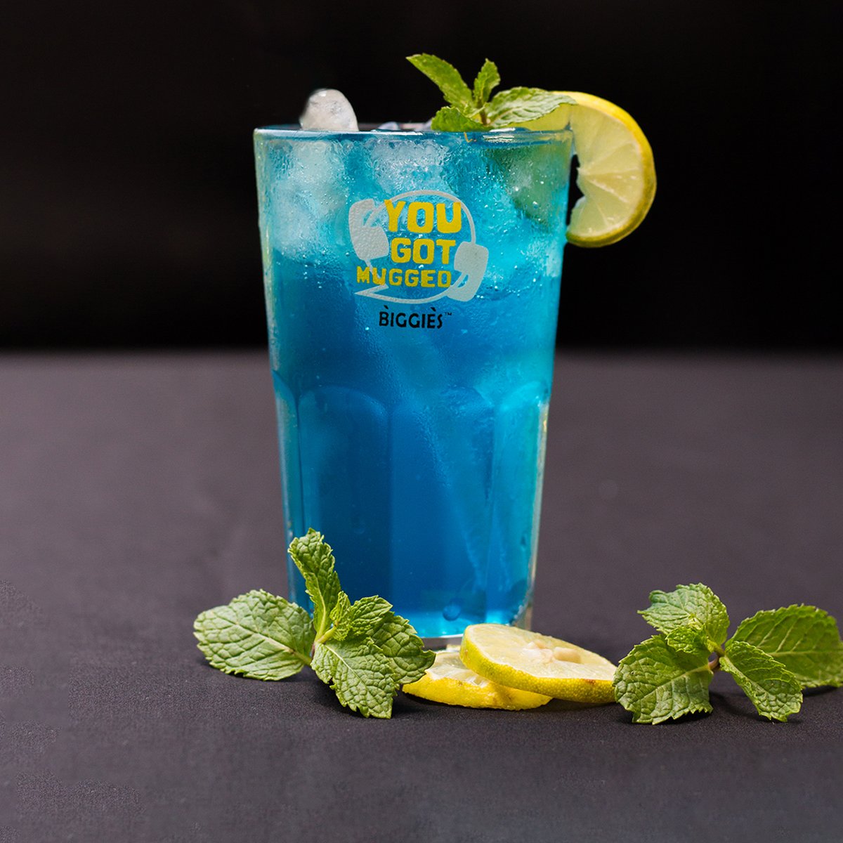 Love is in the air, Mondays are always Blue, that makes Love Blue 😂

Beat Blues with our Blue Heaven.
Red ko Red rakhne ke liye Biggies Burger Blue Heaven 
😉

#BeLove #BeBiggies #BeatBlues