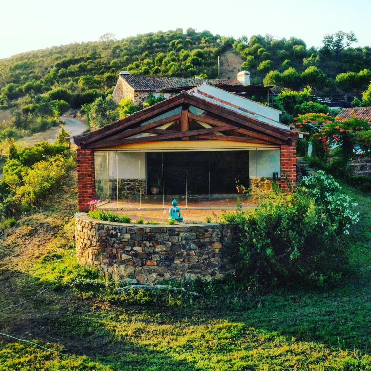 Conscious Retreats Worldwide tweet media