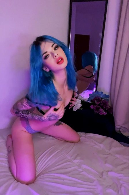 Watch Kuroha Suicide's leaked NSFW photo on TwXstars