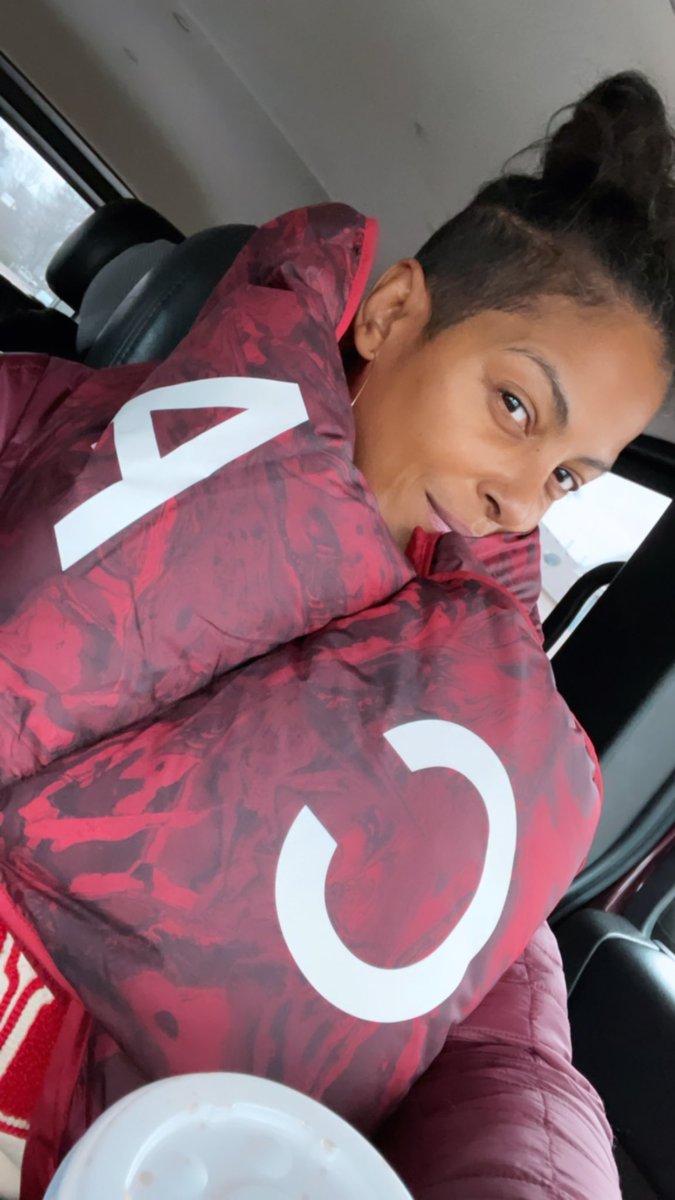 50ishGlow's tweet photo. Had to have it!! #lululemonathletica #TeamCanada  #Olympics2022 https://t.co/7SGuj5ig8l