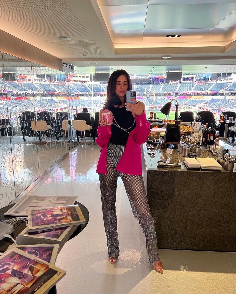 Supremacy_Movie's tweet photo. from @HopeDworaczyk 
•
Trying out this new owner of team idea. #superbowl
•
How’s it look on Hope and @RFS_Vista? #denverbroncos @Broncos https://t.co/WtZVF7AXsJ