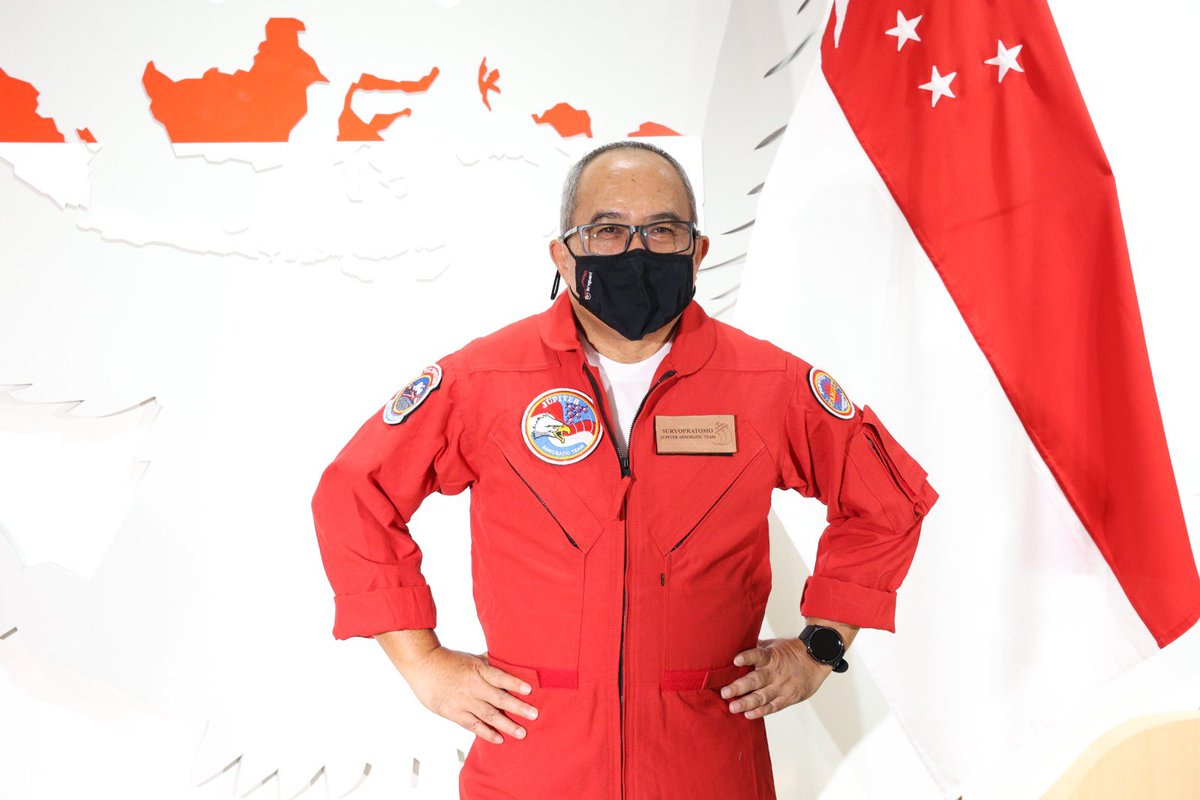 DubesRI_SG's tweet photo. Saya mendukung Jupiter Aerobatic Team yg akan berpartisipasi dalam Singapore Airshow 2022 (15-18 Feb 2022) di Changi Exhibition Centre.
.
.
#SingaporeAirshow2022 #jupiteraerobaticteam #TNI #inidiplomasi #KBRIsingapura #thejupiters #sas2022 #RISing https://t.co/cSERXHQWG1