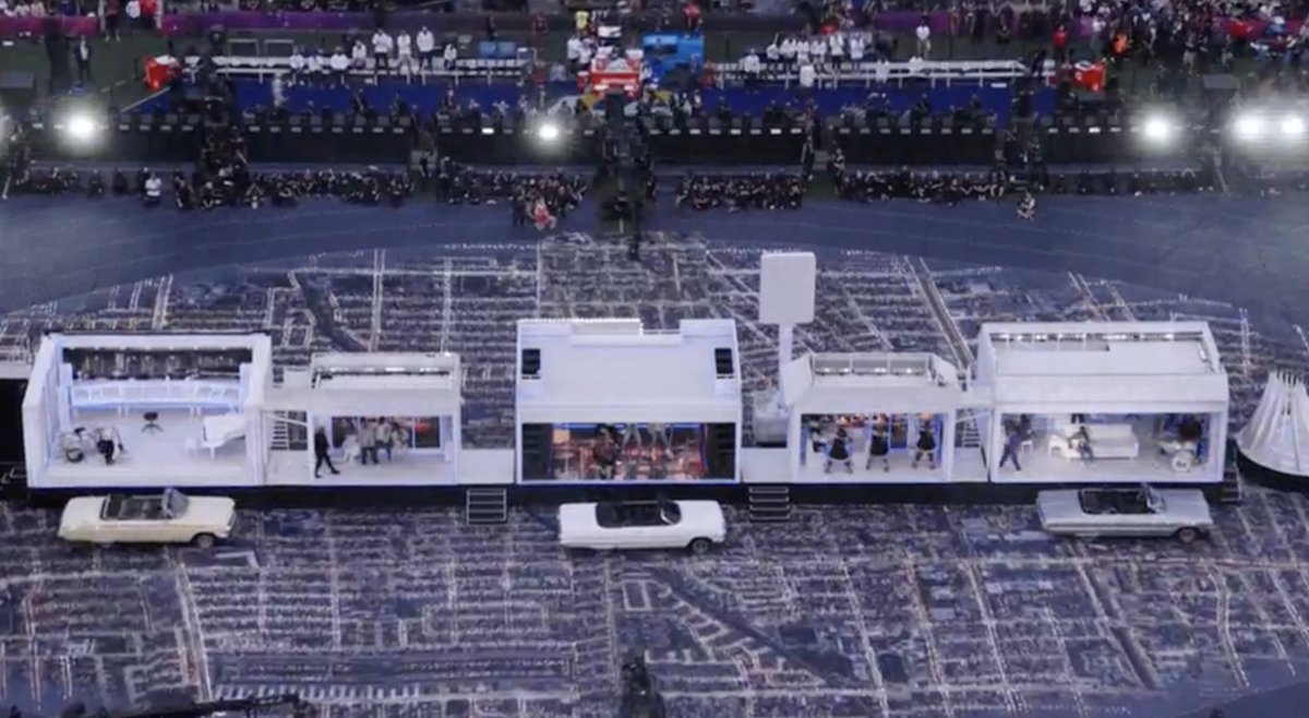 sopitas's tweet photo. Dr Dre, Snoop Dog, 50 Cent y esto apenas empieza, por mucho ¡el MEJOR show de medio tiempo en la historia reciente del #SuperBowl https://t.co/UgKclqlCqL https://t.co/kYloG0sAhw