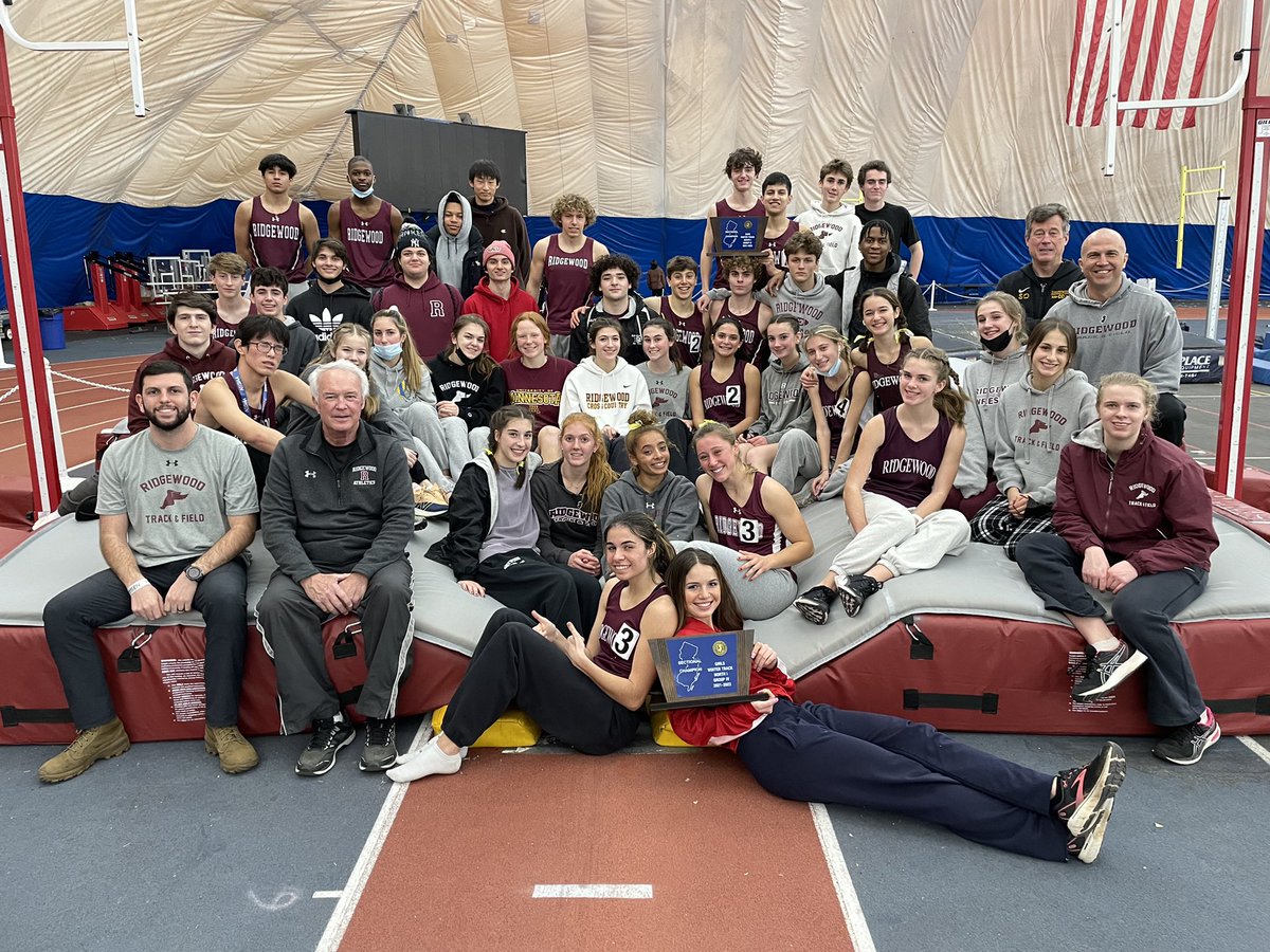 STATE SECTIONAL CHAMPIONS!!!
Congrats to the boys and girls track and field teams on winning BOTH state sectional titles earlier today!!! <a href="/northNJtrack/">Paul Schwartz Stands With Israel & Ukraine 🇺🇲</a> <a href="/njmilesplit/">MileSplit New Jersey</a> <a href="/lambo2126/">Jim Lambert</a> <a href="/VarsityAces/">Varsity Aces</a> <a href="/Maroon_Sports/">RHS Athletics</a>