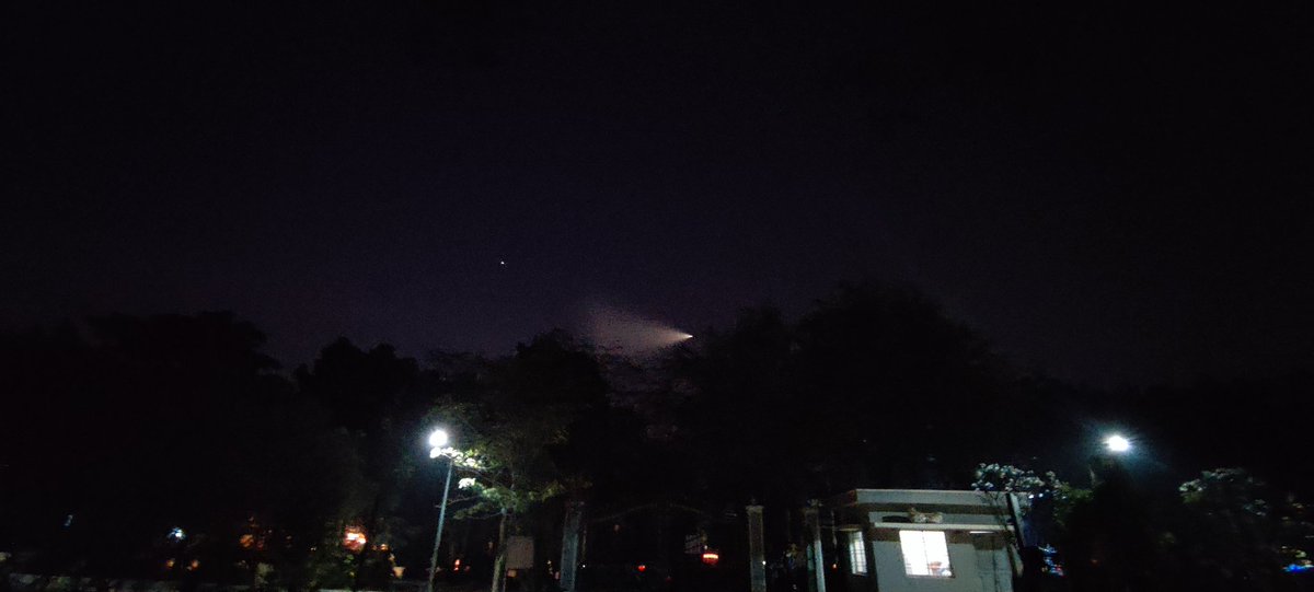 shirkolics's tweet image. The Indian Space Research Organisation (ISRO) launched a Polar Satellite Launch Vehicle with two smaller co-passenger satellites at 05.59 am today from the First Launch Pad of Satish Dhawan Space Centre at Sriharikota in Andhra Pradesh.

Photos from Bengaluru
#ISRO #ISROLAUNCH