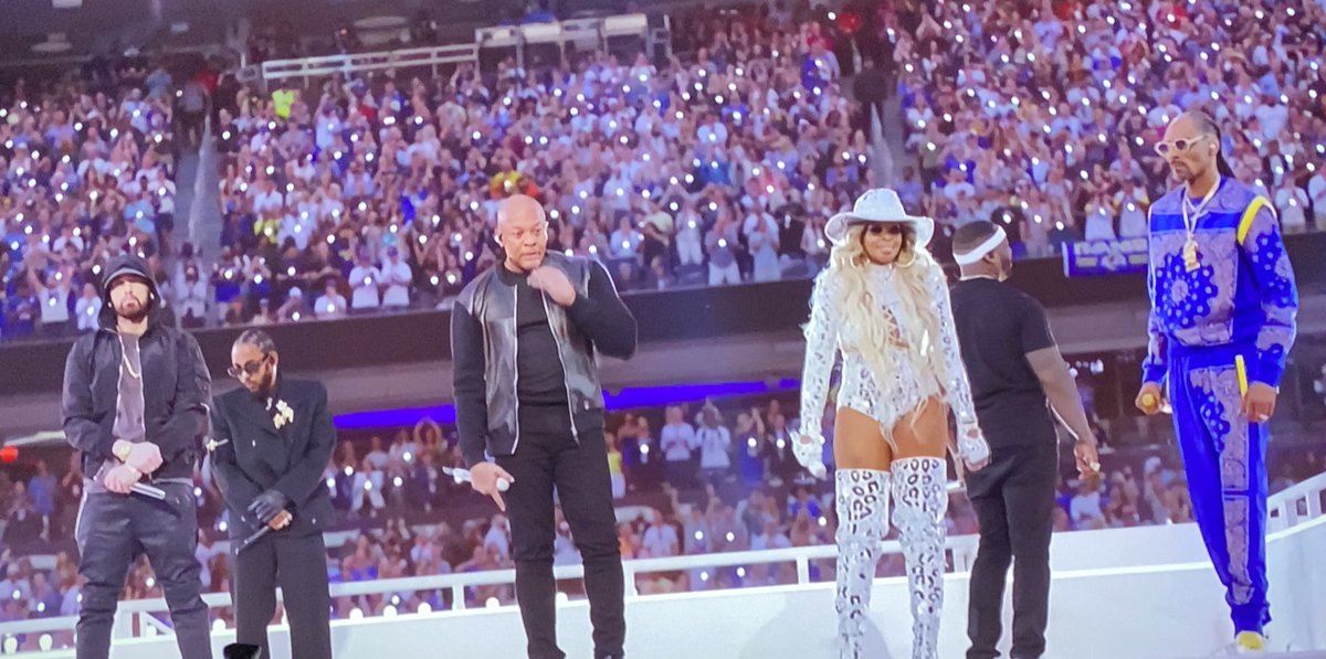 Let’s just skip the 2nd half of the #SuperBowl and let this concert continue. #PepsiHalftime