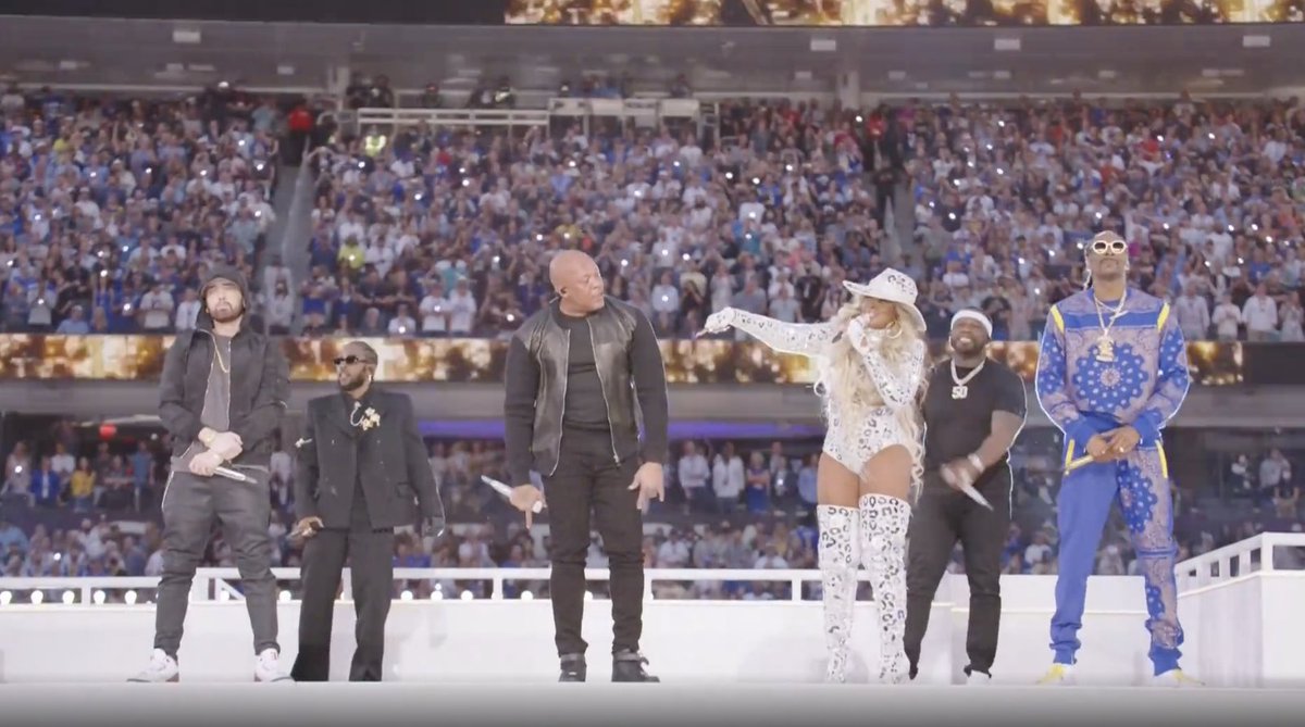 Dre is 56
Mary 51
Snoop 50
Eminem 49

And they had the best halftime show I've ever seen live. I need more. #SuperBowl