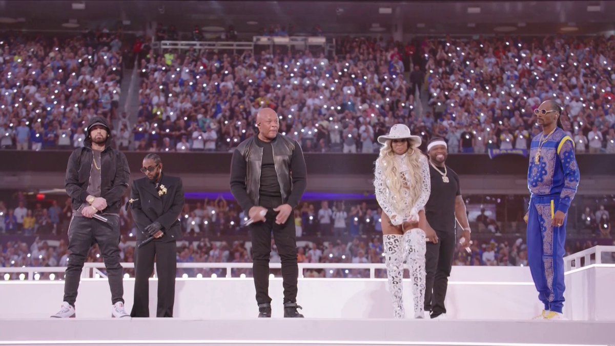 SNFonNBC's tweet image. ICONIC. 

#SBLVI