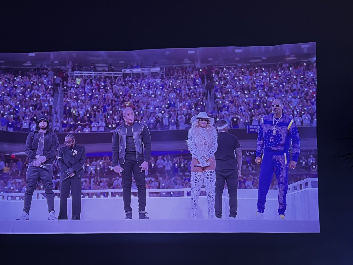 strombo's tweet image. I wanted that to keep going !