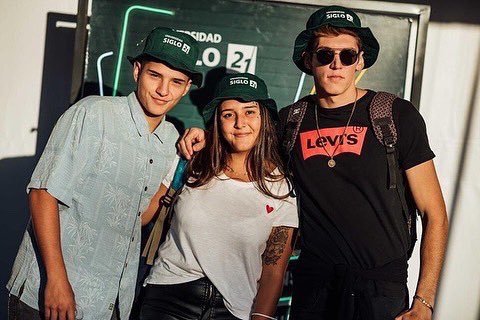 causantafe's tweet photo. Por primera vez en 27 años tu universidad estuvo presente en uno de los festivales más grandes de Argentina 🎸 https://t.co/wI6kret8RY
