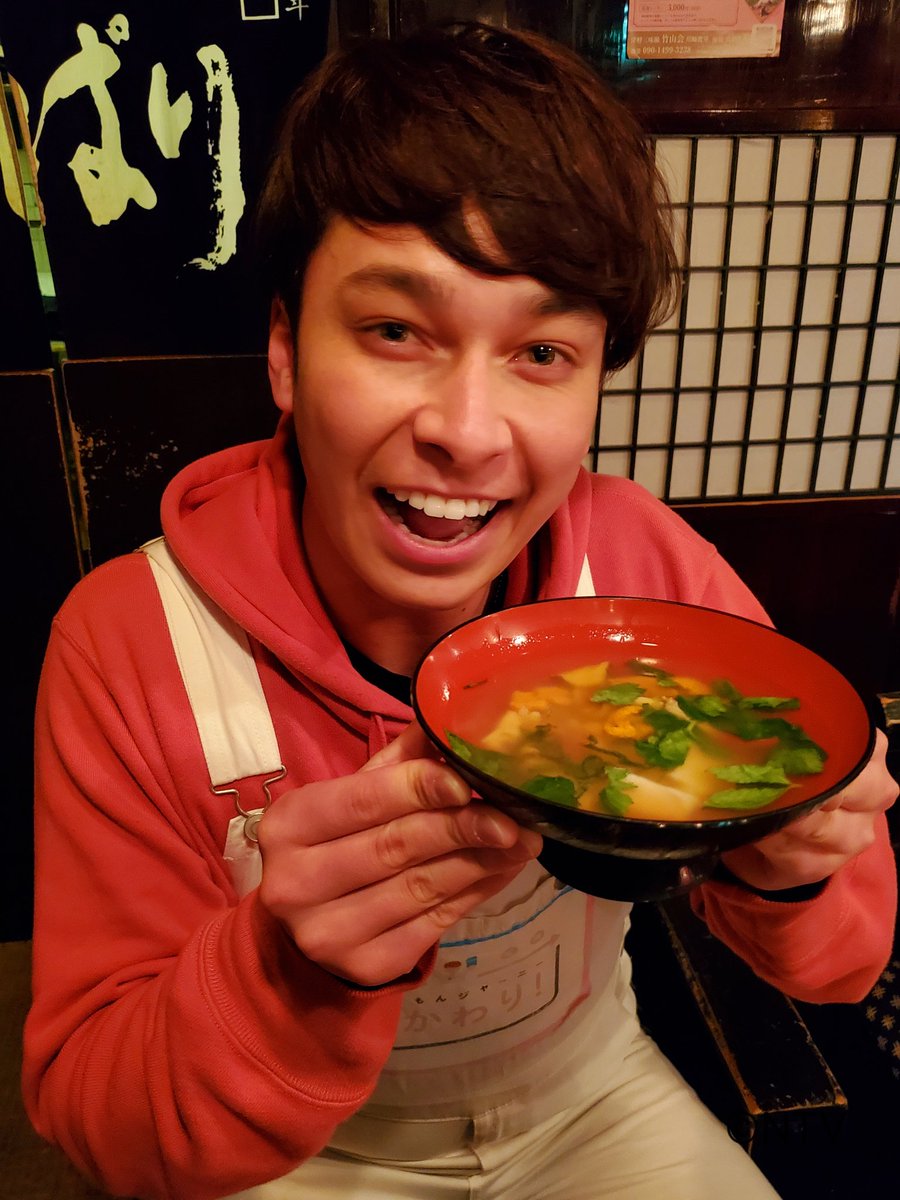 ZIP_asagohan's tweet photo. 【マーティン新うまいもんファイル200】
うまいもん探しの旅、今週は青森県からお届け！

まず出会ったのは「いちご煮」！ウニやアワビなどを軽く煮立てた郷土料理です。
上品な口当たりで、贅沢な一品でした！
青森市の「津軽じょっぱり漁屋酒場」さん、ごちそうさまでした！
#ZIPうまいもん
#青森 https://t.co/3v2DD6jvYx