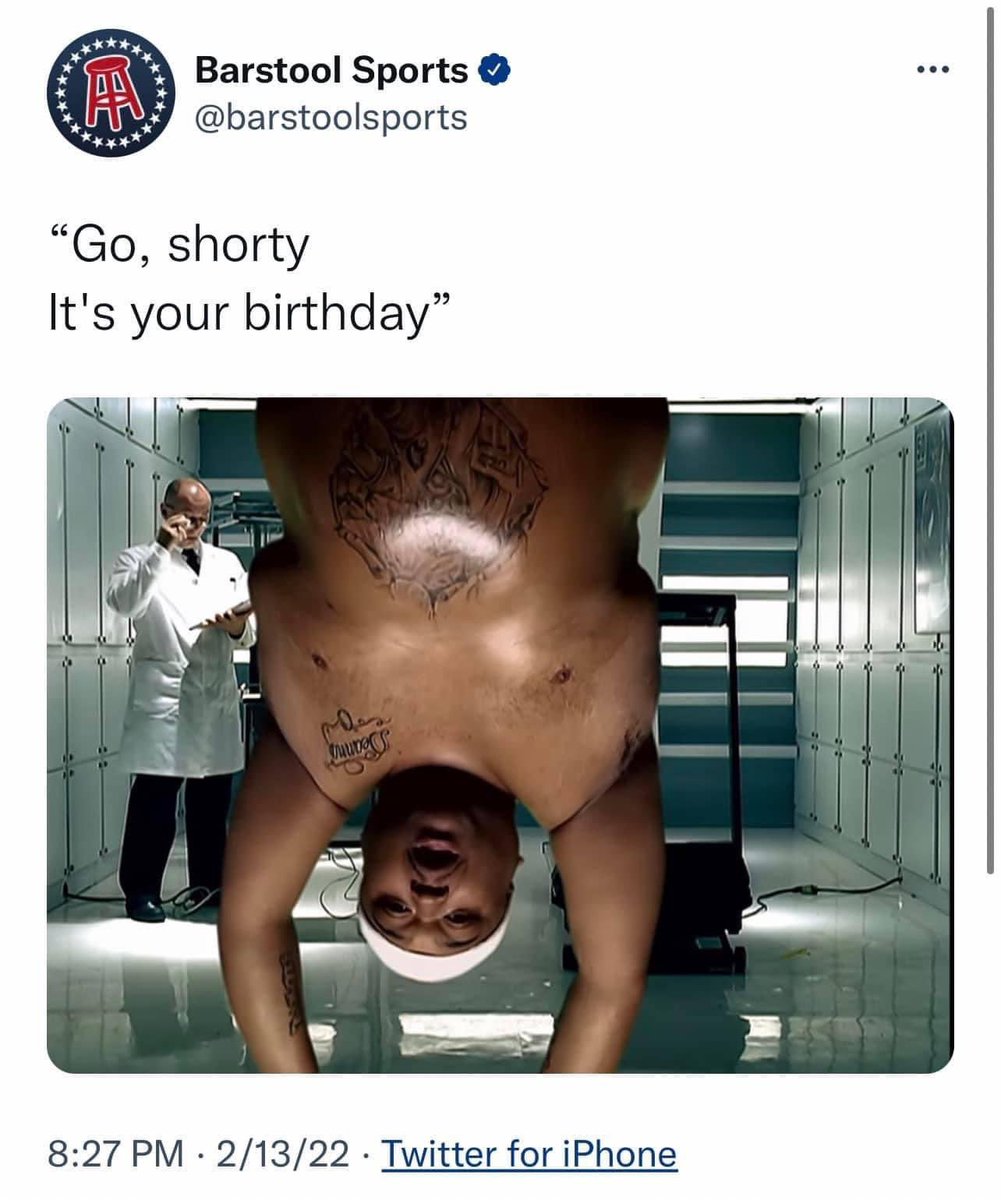 Aye Young!!!! <a href="/DottieBlount/">Dottie Stewart Blount</a> 😂 #HalfTimeShow