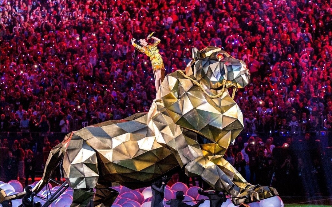 katypefact's tweet image. El récord de Katy Perry con el show de medio tiempo más visto se mantiene intacto. #SuperBowlLVI #SuperBowl #KatyPerry #HalftimeShow