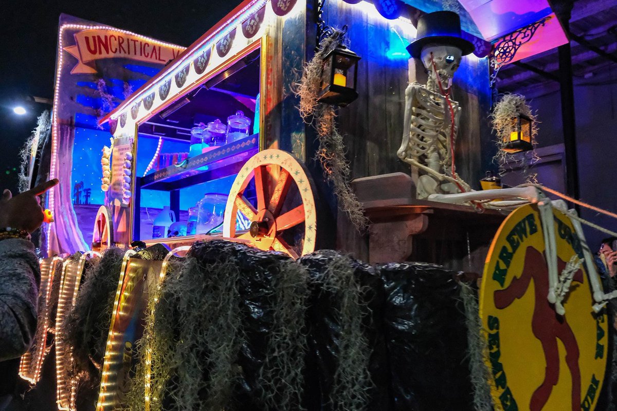 magicvagabonds's tweet photo. A few more from Krewe du Vieux last night. Photos by me. #neworleans #nola #kreweduvieux #photography #fujifilm #fujifilmxt3 #fujifilm_xseries https://t.co/Ng3DoEQ58A