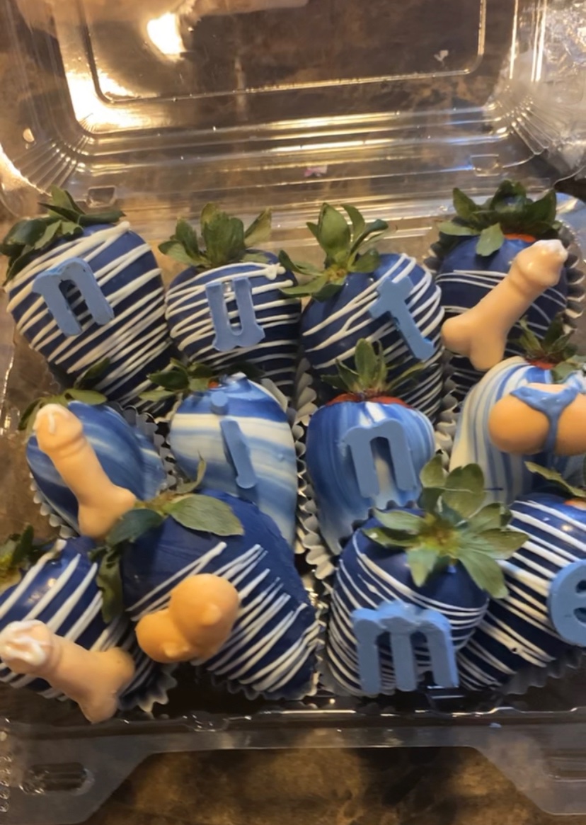 Odettee__'s tweet photo. Taking Last Minute Orders For Tomorrow https://t.co/H7QWjJ6RWa