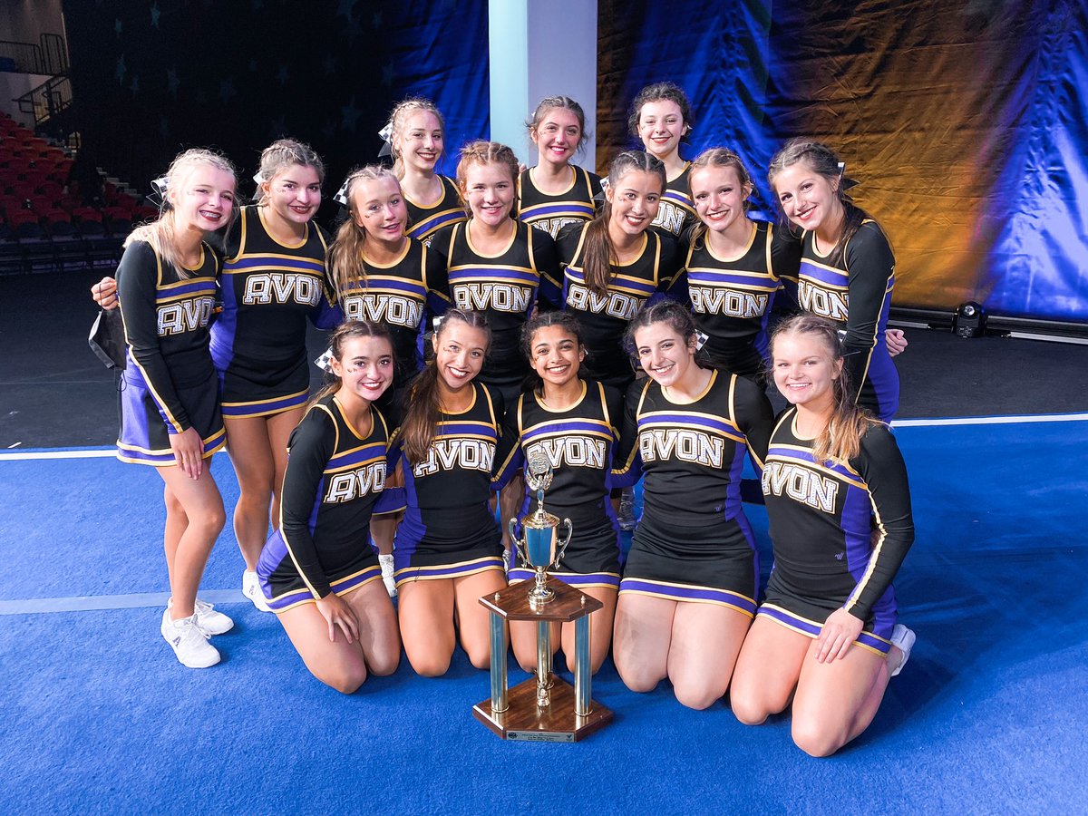 TOP 10 in the Nation for our Traditional routine!👀🏆 These ladies finished 9th! These girls are incredible. I can't tell you how proud we are!💜💛🤍 #unstoppable