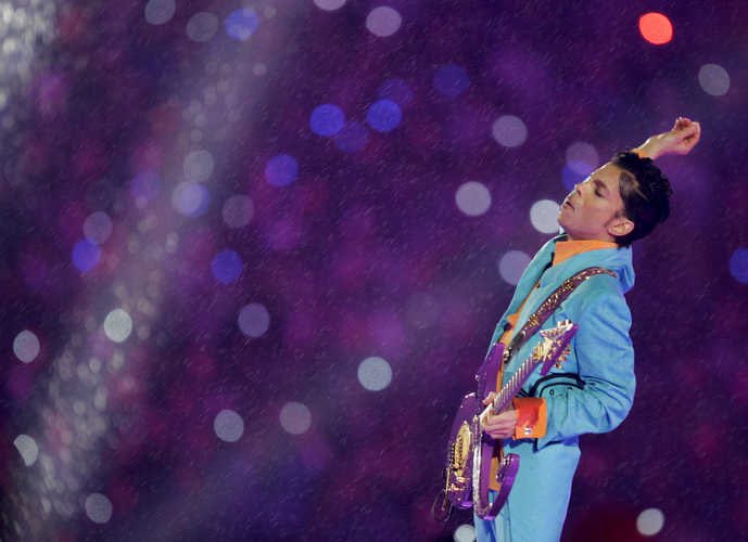 joh62734377's tweet photo. No disrespect. Prince will always be the best #HalfTimeShow ever. #PepsiHalftime #SuperBowl https://t.co/VfND6vN9kW