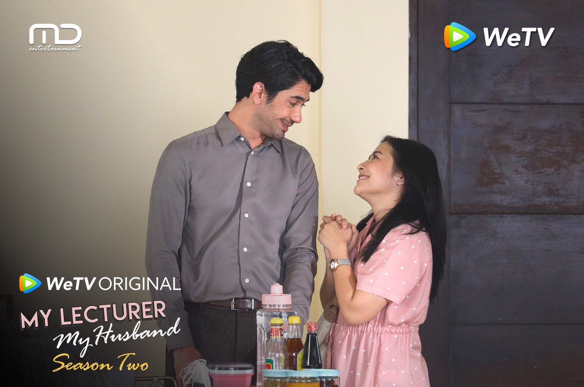 MDEntertainment's tweet photo. Ngeliat foto sweet  ̶A̶r̶i̶s̶ Arya dan Inggit ini, siapa yang makin enggak sabar sama WeTV Original My Lecturer My Husband season 2? 🥰

Sebelum itu, yuk nonton ulang season 1-nya di @WeTVIndonesia!

#MyLecturerMyHusband
#MDEntertainment
#WeTVOriginal
#NontonDiWeTV https://t.co/G7V5sdk3JQ