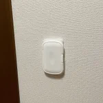 おしりふきのフタが異動に!壁面コンセントのカバーにぴったり!