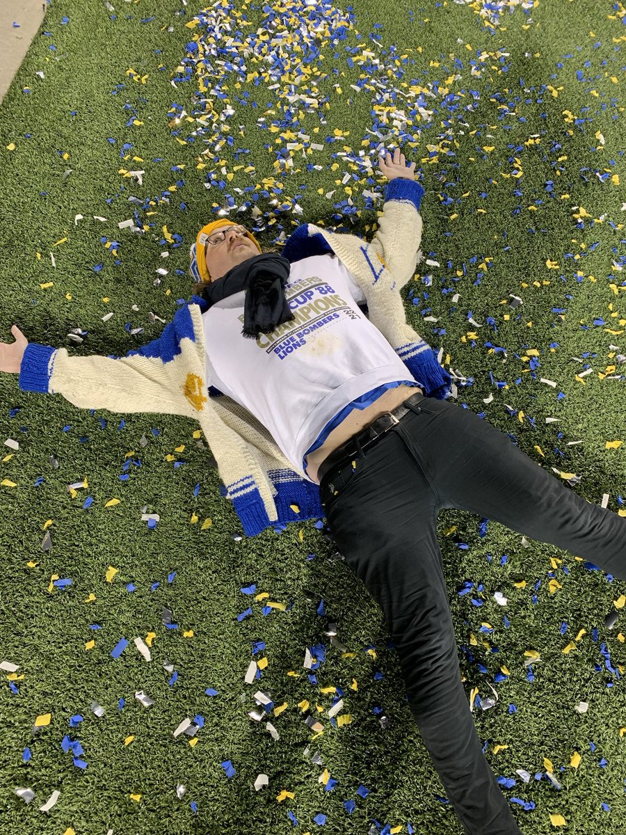 So nice to see a field covered in blue and yellow confetti again