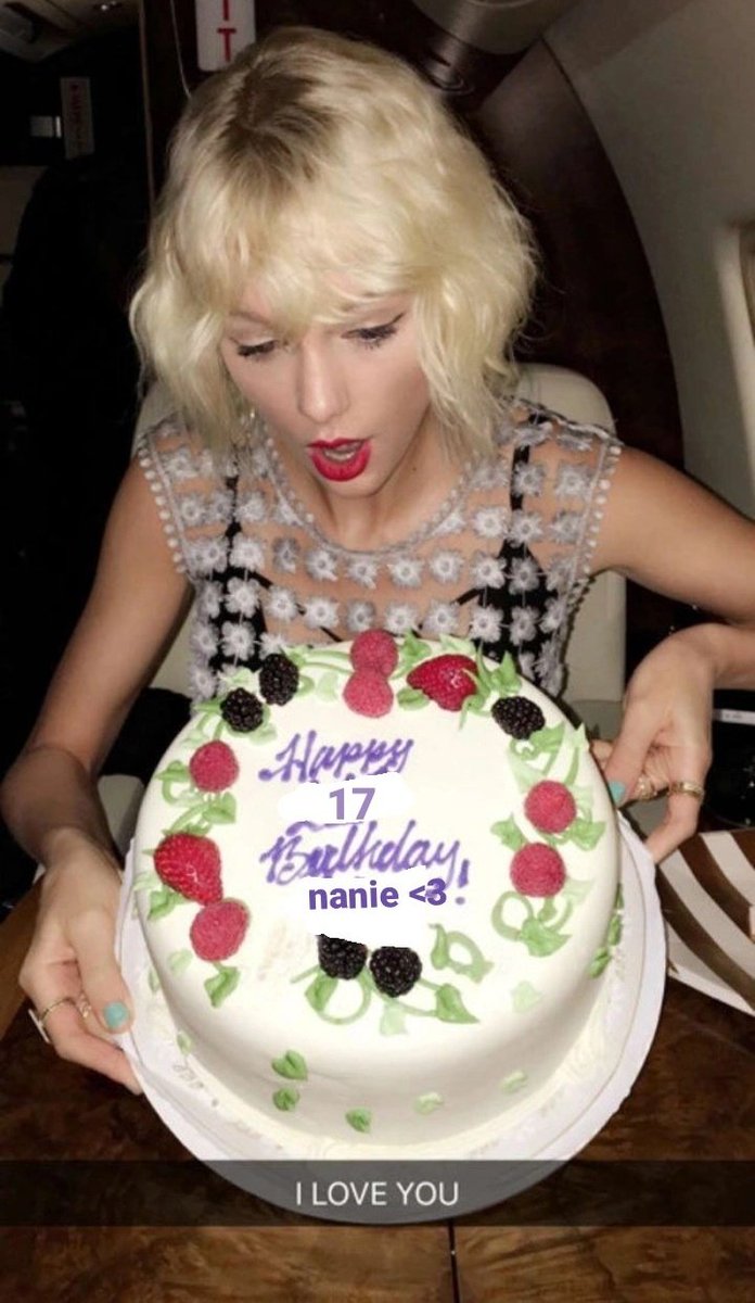 userlt369's tweet photo. te amo 🥰🥰🥰🥰🥰 https://t.co/KSX21CsdkZ