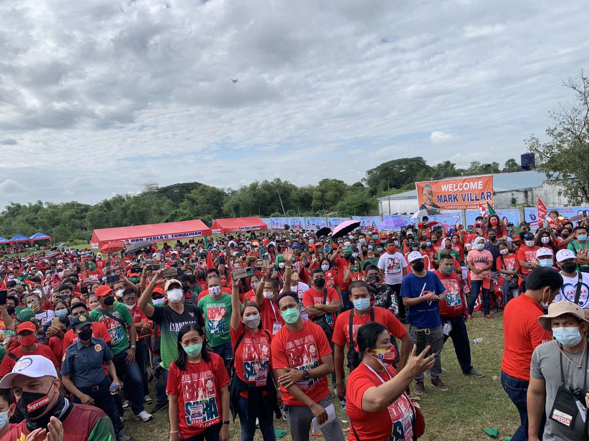 PTVph's tweet photo. LOOK: Presidential candidate Bongbong Marcos Jr. holds a campaign rally in Tuguegarao City, Cagayan today (Feb. 14). | via Daniel Manalastas https://t.co/O1K8NkYD4z