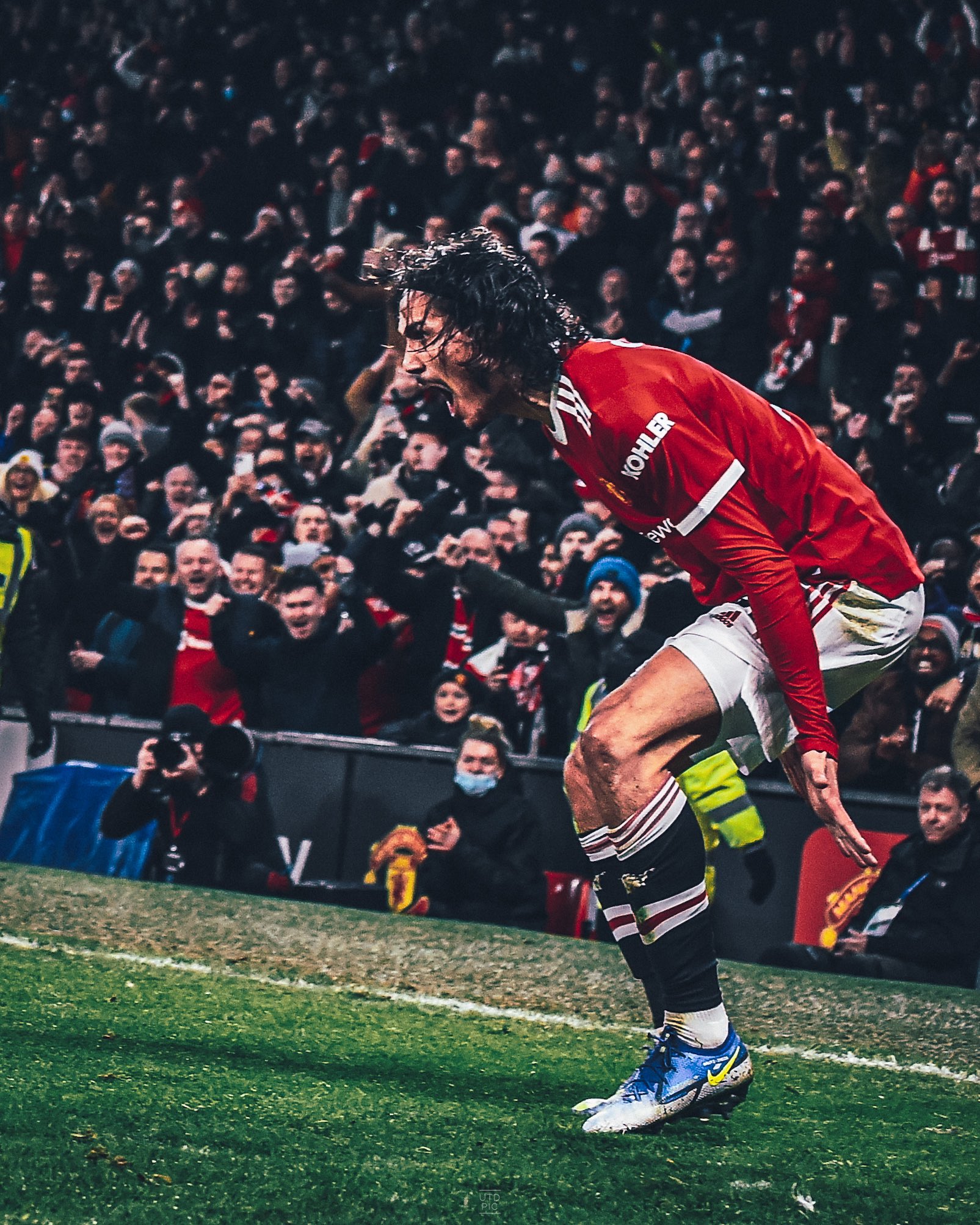 Happy birthday to our passionate player, Edinson Cavani   